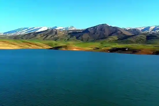 دریاچه ایوشان