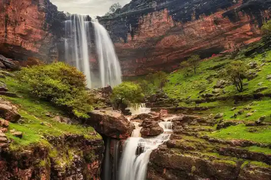 آبشار تخت چو