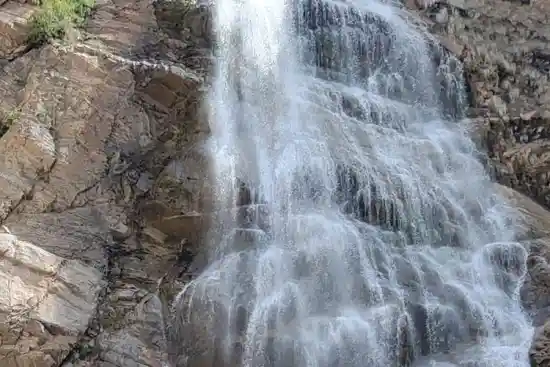 آبشار دره ناری