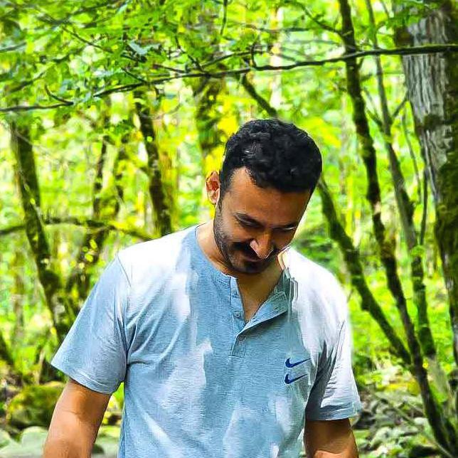 ایمان قربانی